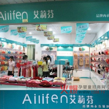 ������ЋD��(n��i)�µ��{(l��n)ɫɫ�{(di��o) �������m