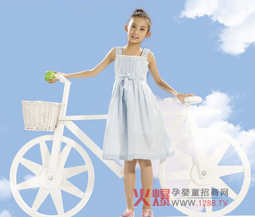 �����Ե�ͯ�bƷ�Ƶİlչ�v��