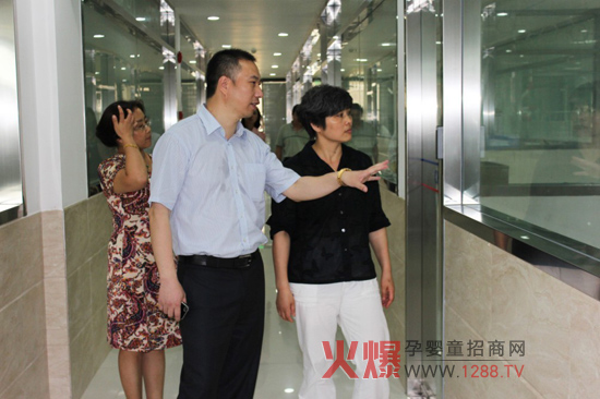 �Ϻ��з��t�^�y�𲿲��L�W�R����ָ������