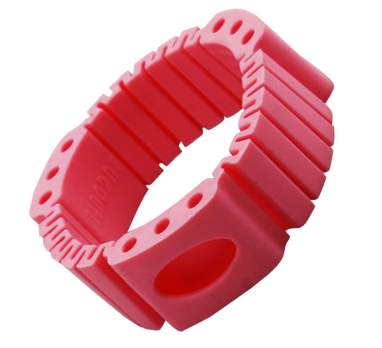 BUGOUT�w������֭h��ɫ