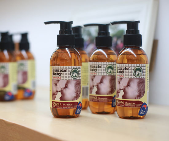 馨寶嬰兒橙色洗發水