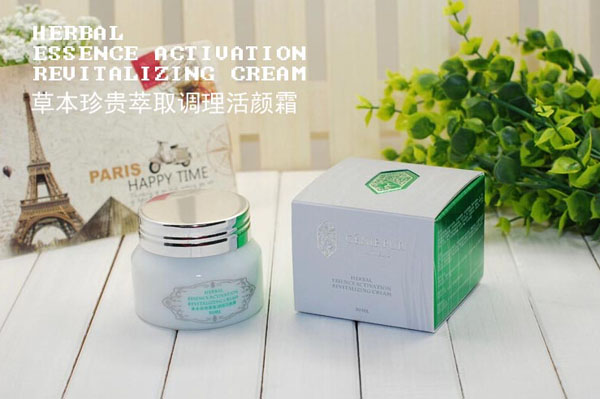 寶姬妮草本珍貴萃取調理活顏霜