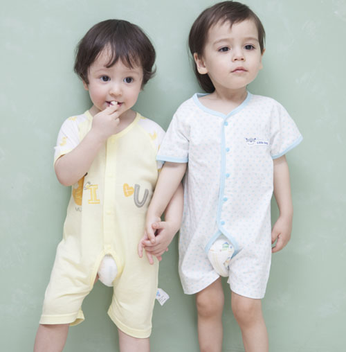 樂友孕嬰童哈衣