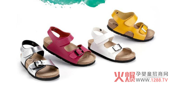 9����ͯЬ��z���ϸ� ��ʿ���ڙ��̵��Ϻڰ�