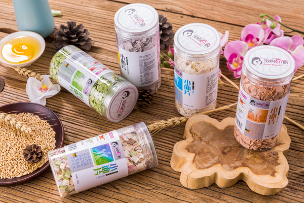 寶媽小廚果蔬面片.jpg 寶媽小廚果蔬面片.jpg