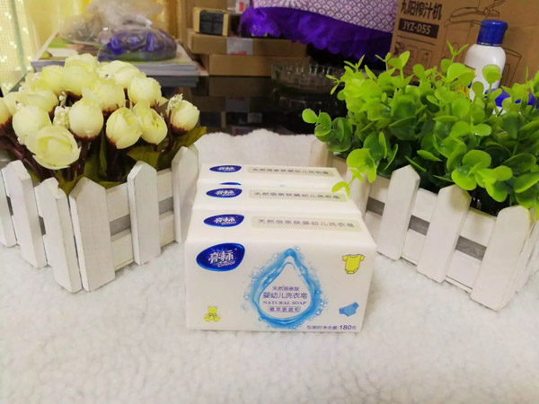 亮標嬰兒洗衣皂.jpg 亮標嬰兒洗衣皂.jpg