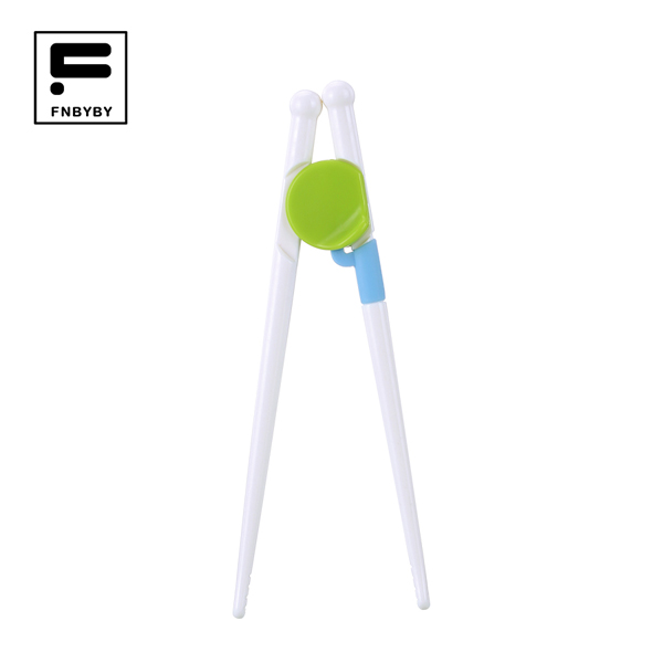 菲尼貝貝寶寶練習筷子