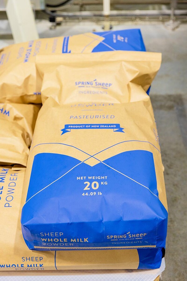  Spring Sheep���dԭ�ϮaƷ