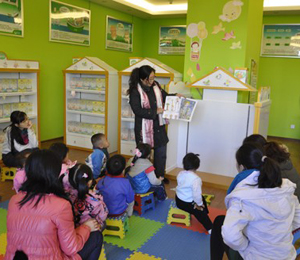 濟南作家蕭蕭在祿美多親子閱讀會