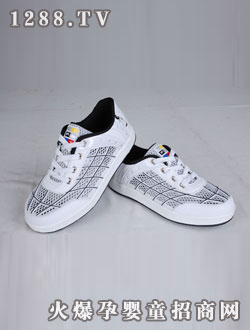 ��ͯ�\�ӾWЬ��ɫ