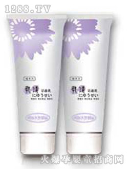 �������B������