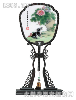 �������F����̥ë��