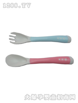 ���󌚌��׃�����׽M