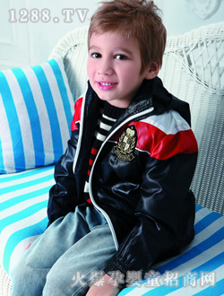 �������ɫ�r������