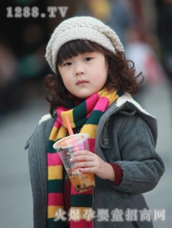 �����һ�ɫŮͯ����