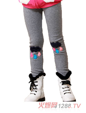 �ڴ��ܴ��ѝ�ӽq�Ӻ�Ůͯ��ɫ