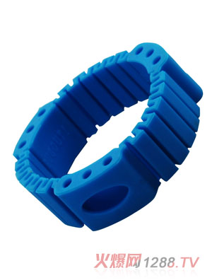 BUGOUT�w������֭h�{ɫ