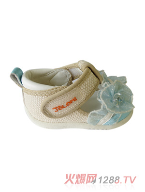 �����װ�ɫ�ļ��냺Ь