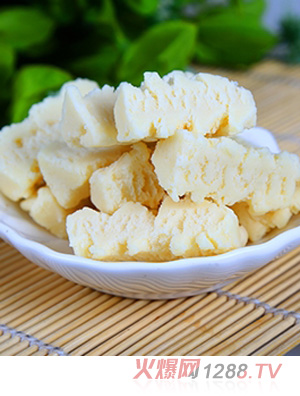 �������@����