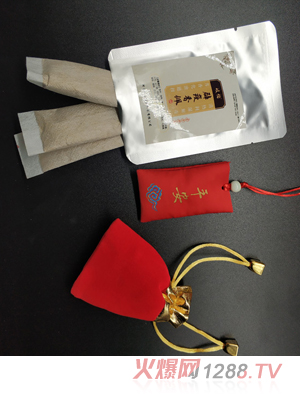 ��ӱ�������