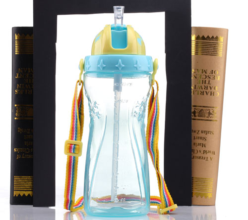 唯昵貝貝兒童水壺藍(lán)色